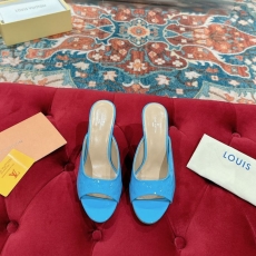 Louis Vuitton Slippers